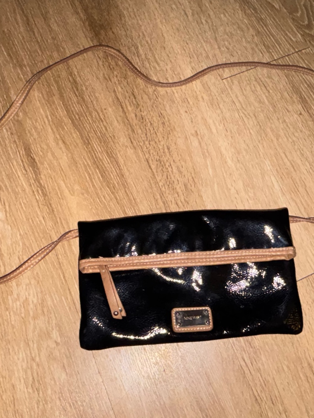 Nine West Black Faux Patent Leather Clutch Crossbody Fold Over Purse Y2K box Ak
